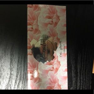 Laura Lee Eyeshadow Palette